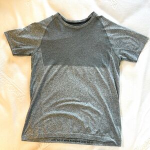 Men’s Nike Dr-fit shirt